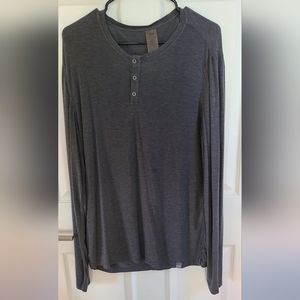 Men's Gray Cory Vines Henley Medium